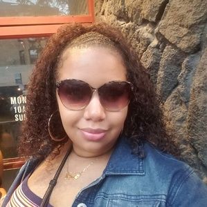 Meet your Posher, Wendi